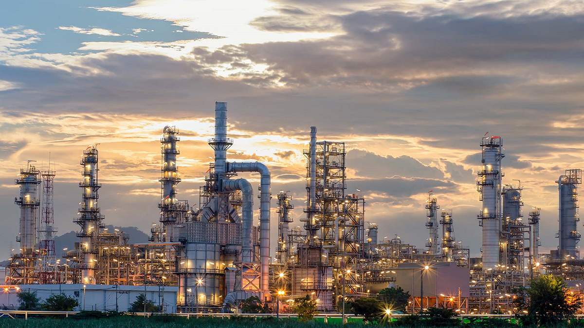 The Role of Refractory Products in Petrochemical Processes