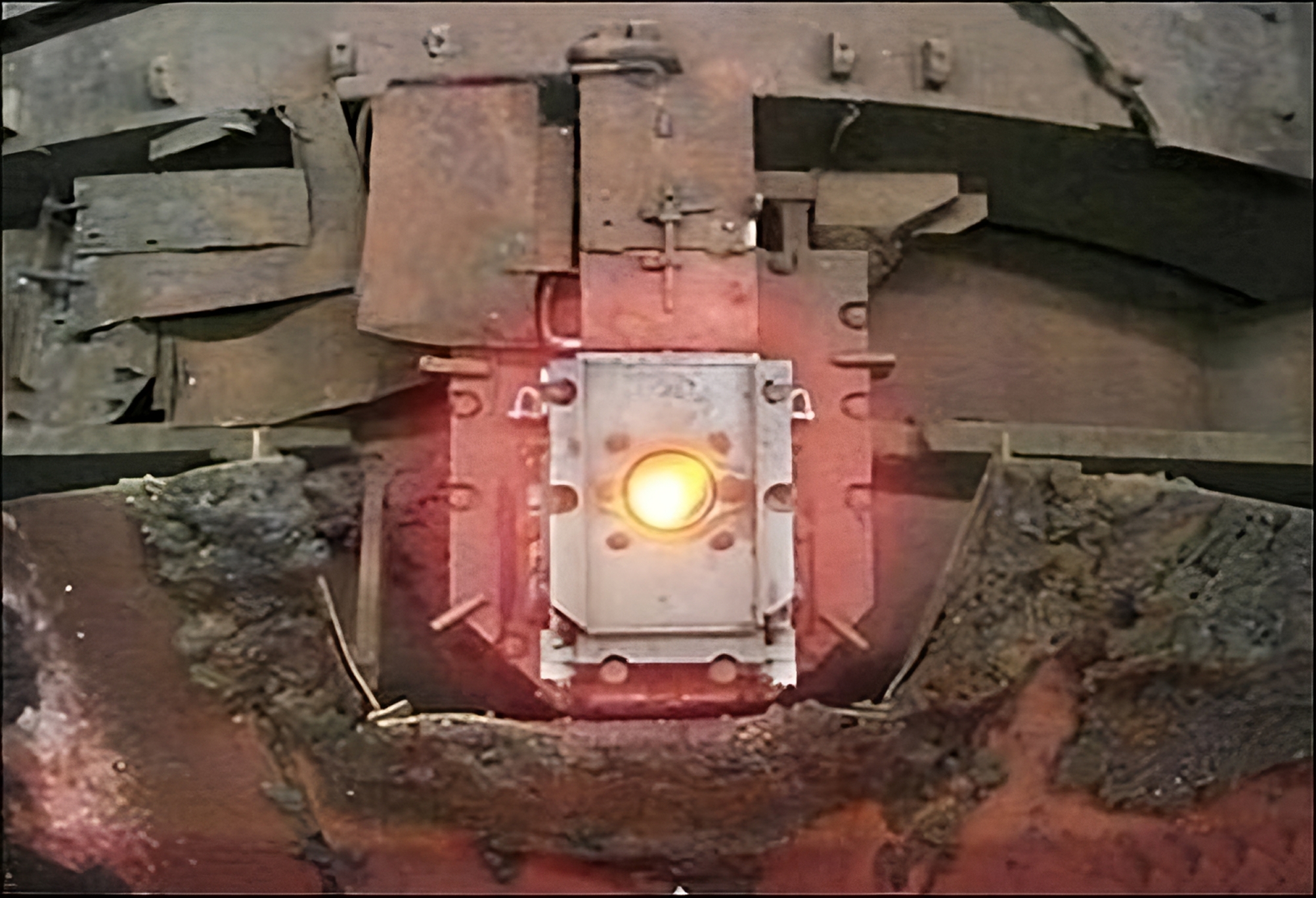 Converter Tap Hole Sliding Gate System: Optimizing Steelmaking Efficiency