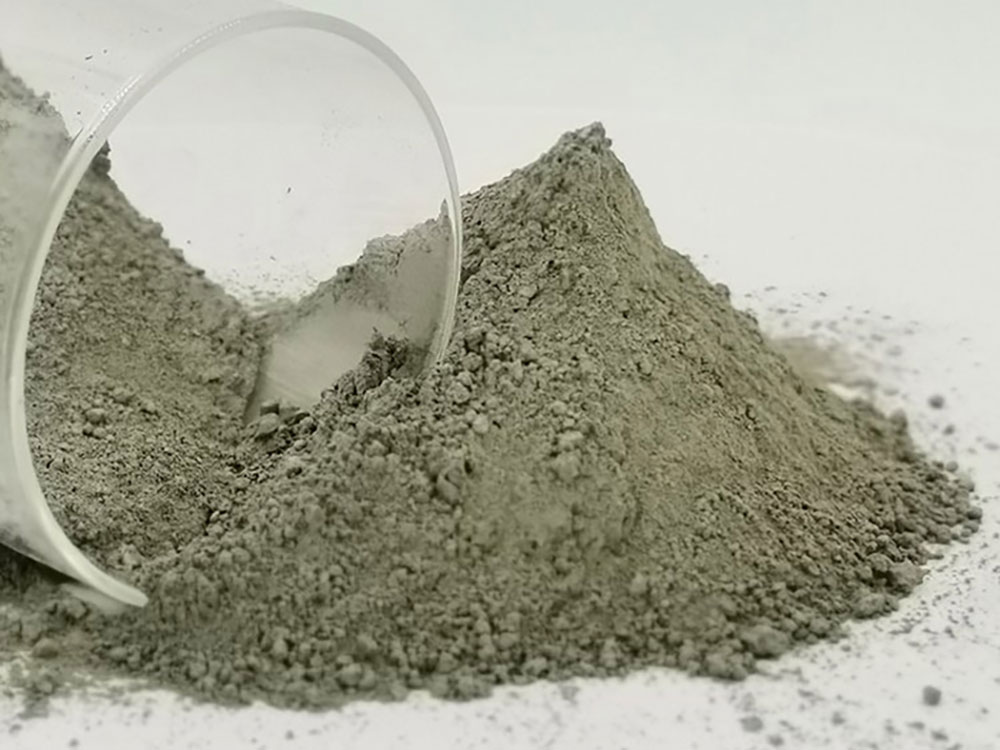 The Unseen Strength: How Alumina-Magnesia Ramming Mixes Forge Superior Furnace Linings