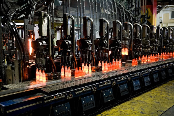 How Refractory Solutions Helped a Glass Manufacturer Reduce Downtime