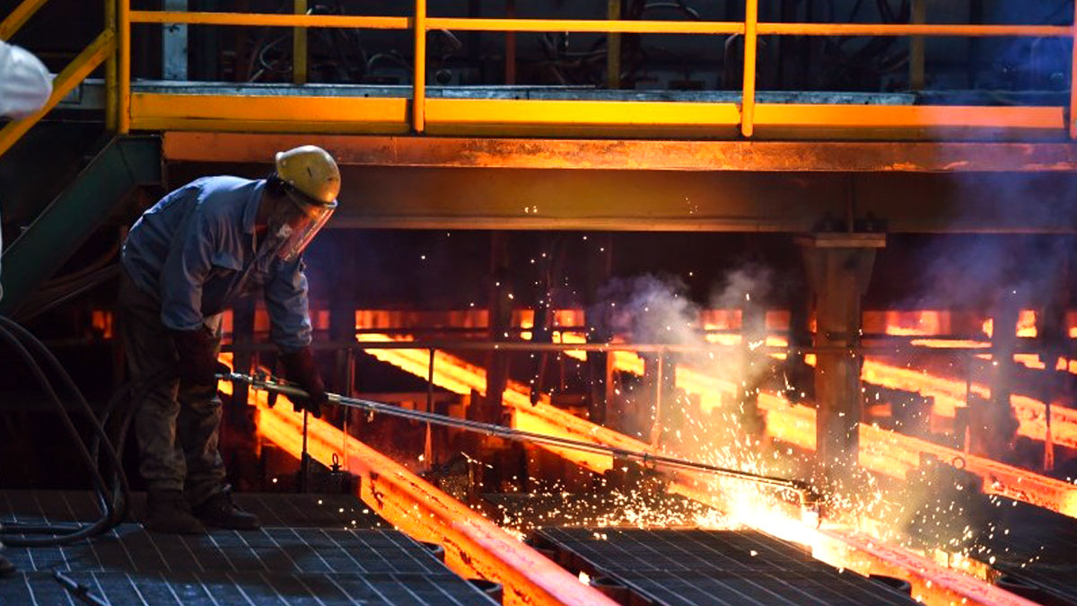 Case Study: Reducing Energy Consumption in a Steel Mill with Advanced Refractory Materials